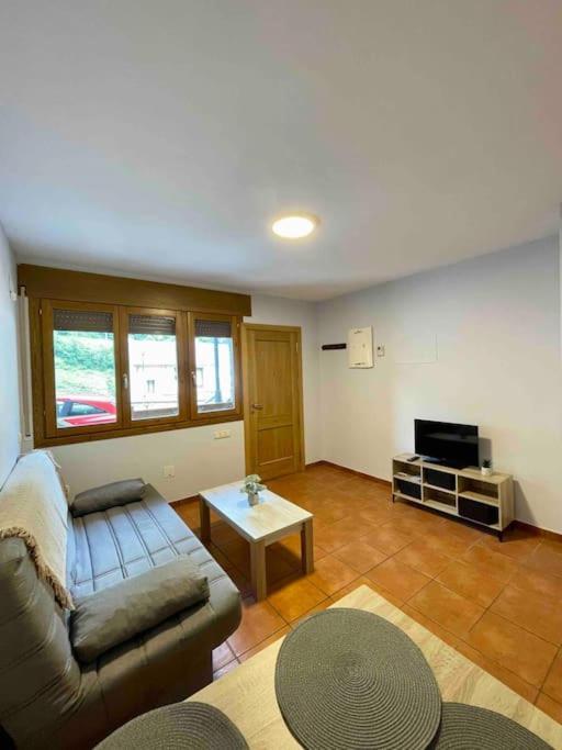 Piso Pineta Apartment Bielsa Bagian luar foto